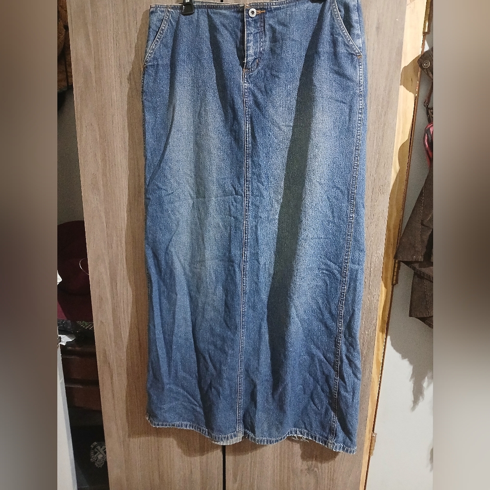 Guess Blue Denim Vintage Guess Skirt with Red Logo